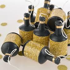 hen party poppers gold